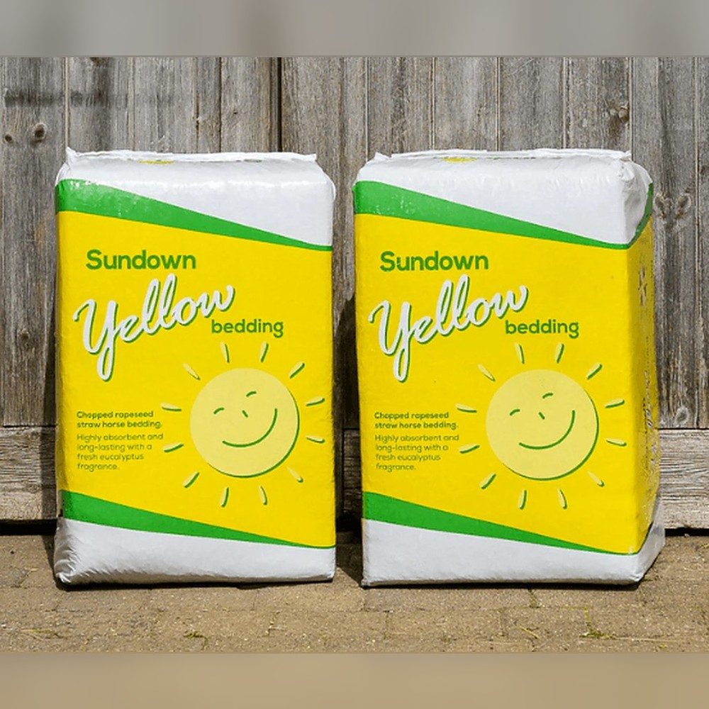Sundown Yellow Rapeseed Straw 19kg